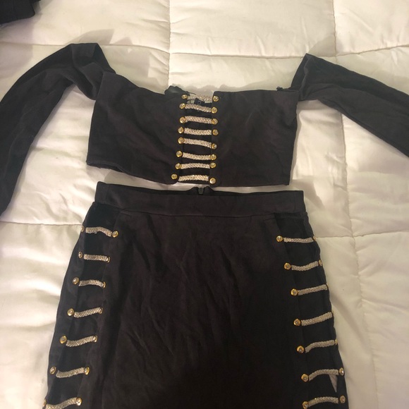 Suede Off-The-Shoulder Two-Piece Set - Picture 6 of 6